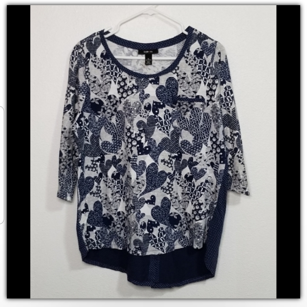 Style & Co top with heart design size xl